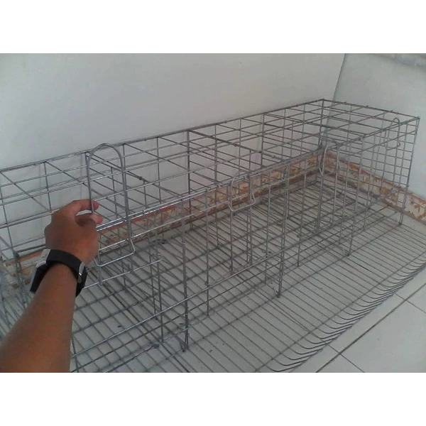 Laying Chicken Cage - 6 Door Battery Cage Contents 6